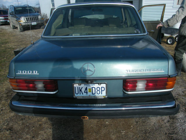 1983 Mercedes-Benz 300-Series 4-Door Sedan - photo 7