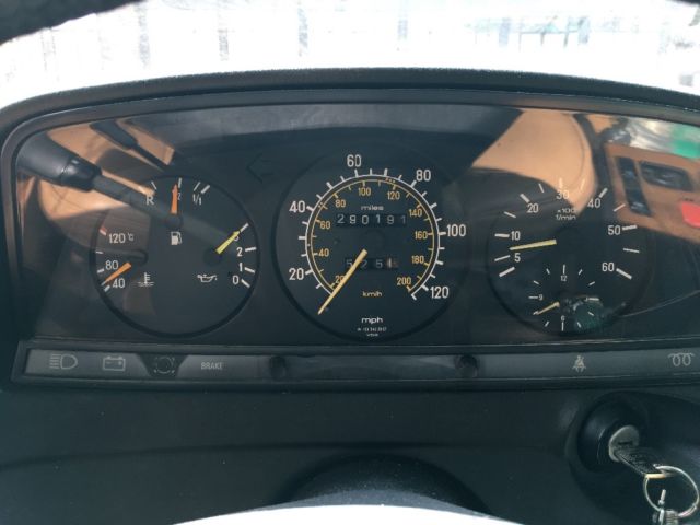 1984 Mercedes-Benz 300-Series - photo 5