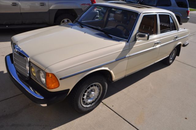 Mercedes 300D Turbo Diesel. FL Car.Outstanding Condition.NO RUST.LOW MILES 1982 Mercedes-Benz 300-Series 300D Turbo Diesel