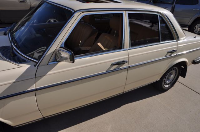 1982 Mercedes-Benz 300-Series 300D Turbo Diesel - photo 2