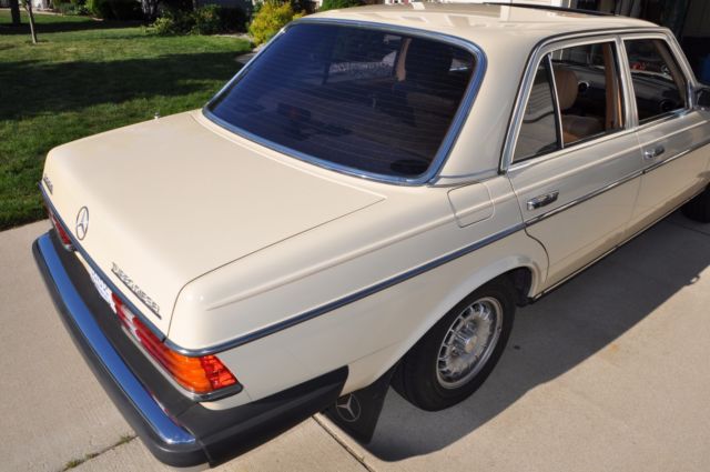1982 Mercedes-Benz 300-Series 300D Turbo Diesel - photo 5