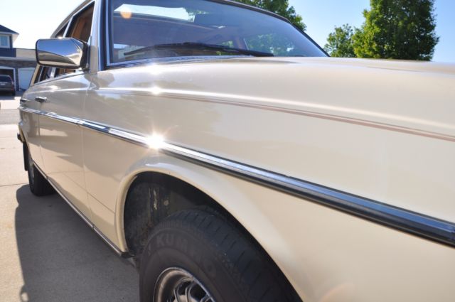 1982 Mercedes-Benz 300-Series 300D Turbo Diesel - photo 9