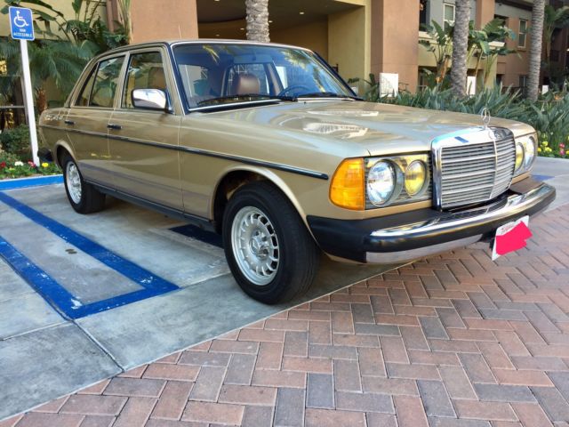 1985 Mercedes-Benz 300-Series 300D Turbodiesel W123 - photo 6