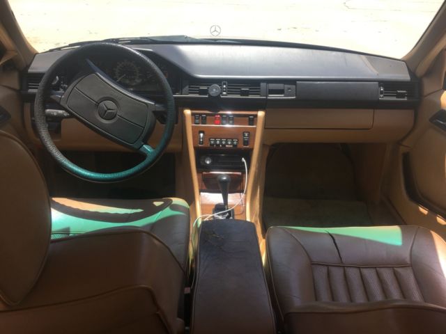 1986 Mercedes-Benz 300-Series - photo 11