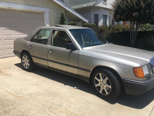 1986 Mercedes-Benz 300-Series - photo 6