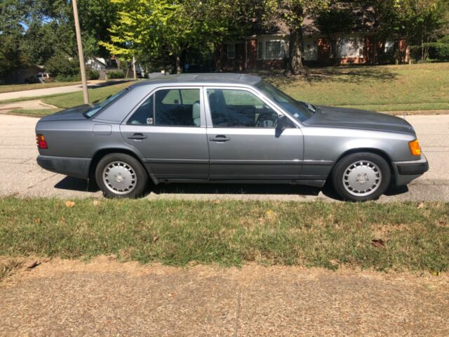 1989 Mercedes-Benz E-Class - photo 3