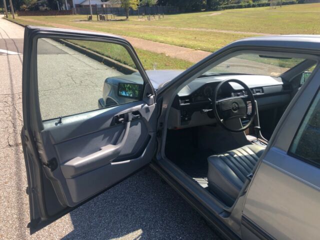 1989 Mercedes-Benz E-Class - photo 7