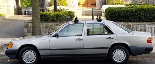 1987 Mercedes-Benz 300-Series - photo 2