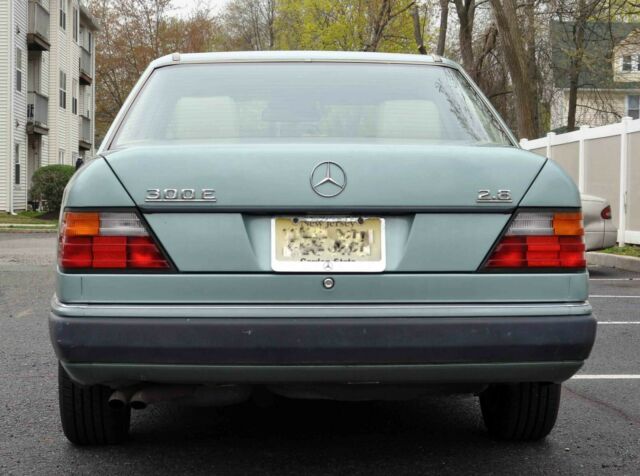 1993 Mercedes-Benz 300-Series - photo 13