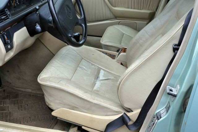 1993 Mercedes-Benz 300-Series - photo 8