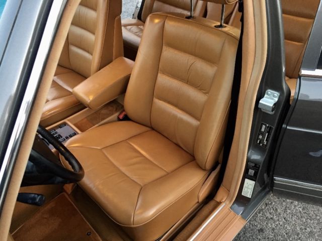 1989 Mercedes-Benz 300-Series - photo 10