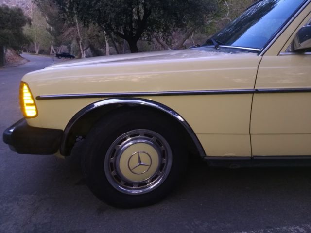 1979 Mercedes-Benz 300-Series 300TD Wagon Diesel - photo 5