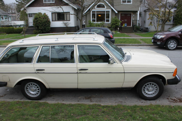 1982 Mercedes-Benz 300-Series - photo 12