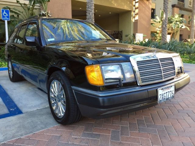 mercedes 300TE wagon e320 W124 W123 td w126 SL w210 190e 560 420 station wagon 1991 Mercedes-Benz 300-Series 300TE station wagon