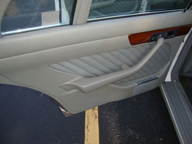 1990 Mercedes-Benz 300-Series wood - photo 8