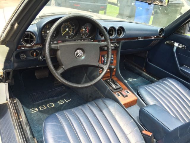 1981 Mercedes-Benz 300-Series - photo 7