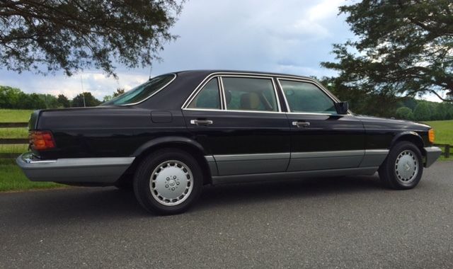1988 Mercedes-Benz 400-Series - photo 2