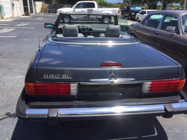 MERCEDES 560SL 1988 CONVERTIBLE LOW MILEAGE 1988 Mercedes-Benz 500-Series CONVERTIBLE 2 DOORS
