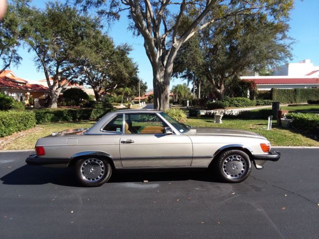 Mercedes 560SL all original rare color and LOW MILES 1989 Mercedes-Benz 500-Series SL