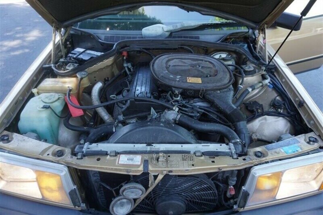 1986 Mercedes-Benz 190-Series 190 E 2.3 1 Owner Low Miles - photo 5