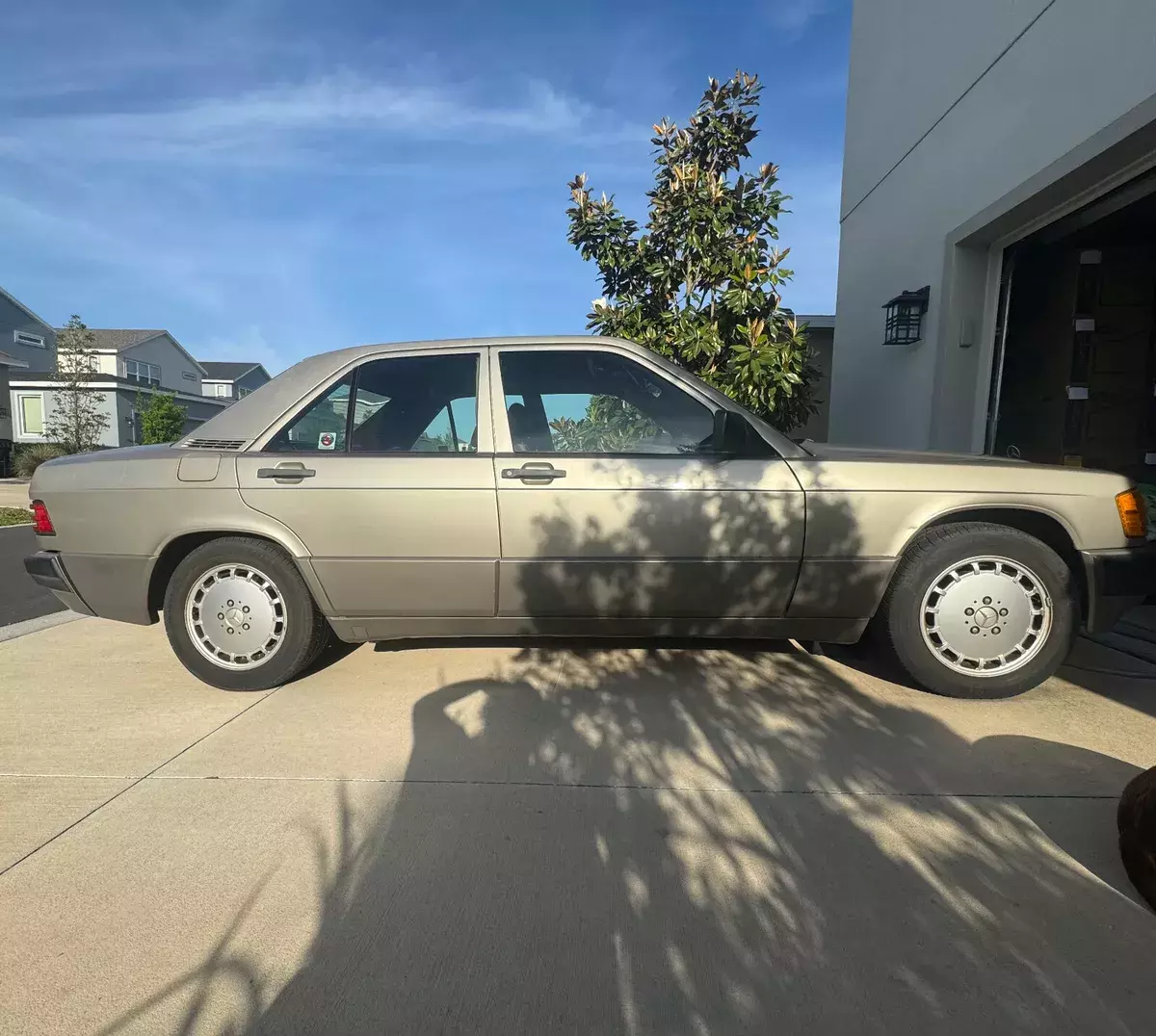 Mercedes Benz 190D 190 Diesel 2.5L 1989 Mercedes-Benz 190-Series