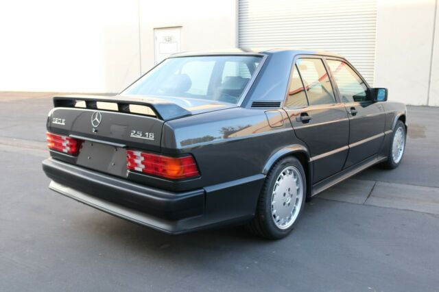 1990 Mercedes-Benz 190-Series - photo 7
