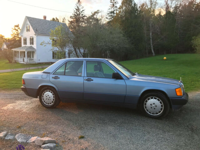 1989 Mercedes-Benz 190-Series 190E 2.6 - photo 2