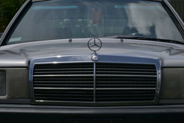 1988 Mercedes-Benz 190-Series - photo 4