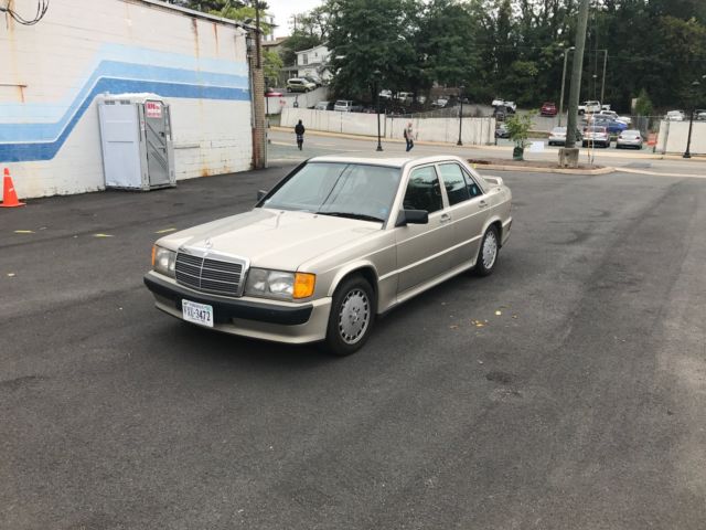 Mercedes-Benz 190e Cosworth 2.3-16v 1987 Mercedes-Benz 190-Series