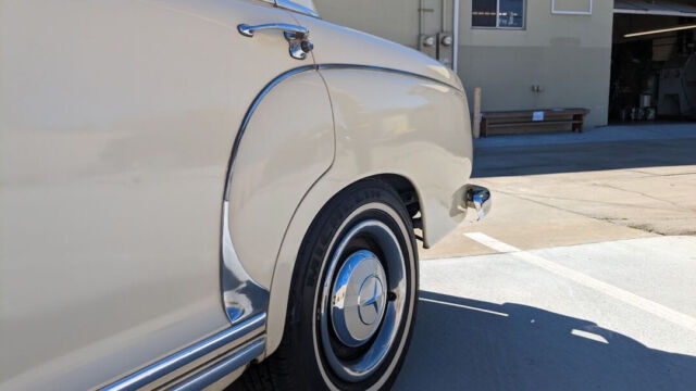 1957 Mercedes-Benz 200-Series - photo 7