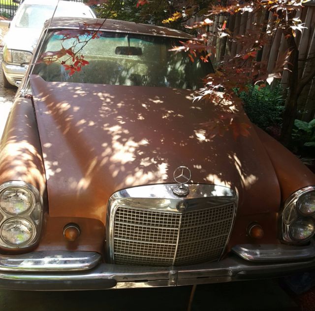 1968 Mercedes-Benz 200-Series - photo 2
