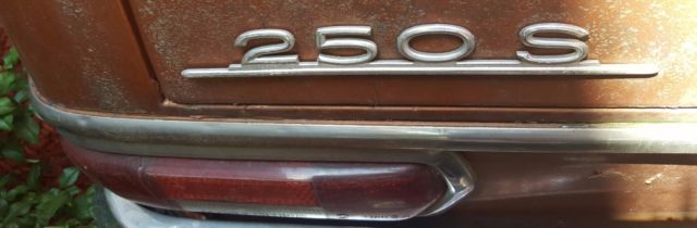 1968 Mercedes-Benz 200-Series - photo 3