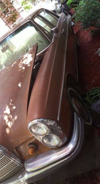 1968 Mercedes-Benz 200-Series - photo 5