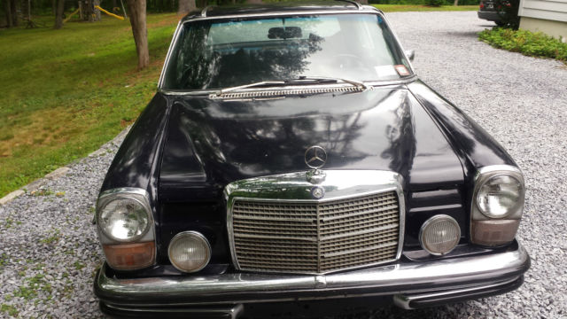 1971 Mercedes-Benz 200-Series - photo 6