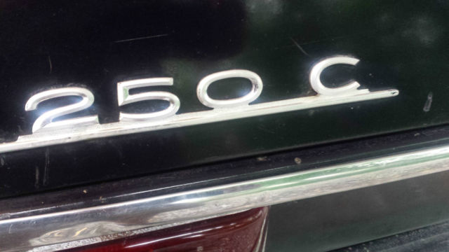 1971 Mercedes-Benz 200-Series - photo 8