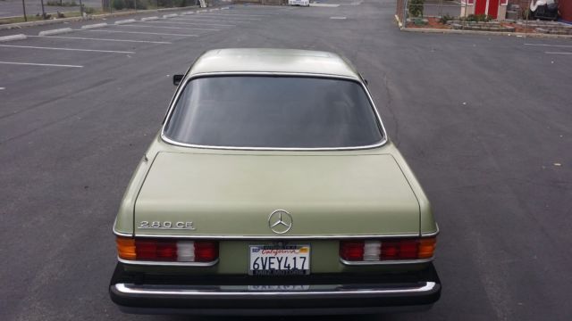 1978 Mercedes-Benz 200-Series - photo 9