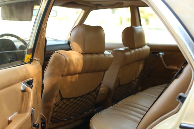1981 Mercedes-Benz 200-Series 240D - photo 10