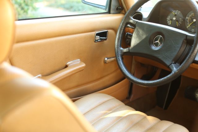 1981 Mercedes-Benz 200-Series 240D - photo 13