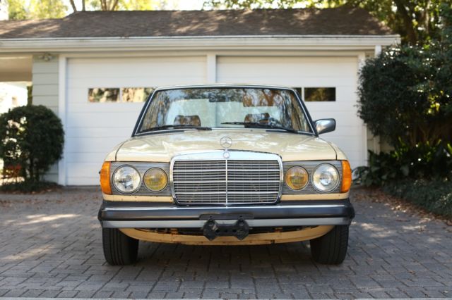 1981 Mercedes-Benz 200-Series 240D - photo 5