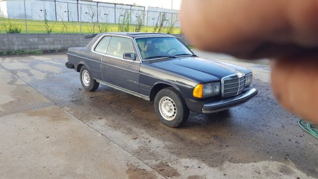 Mercedes Benz 1983 300CD Turbo Diesel 1983 Mercedes-Benz 300-Series