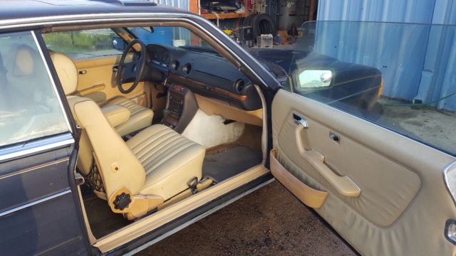 1983 Mercedes-Benz 300-Series - photo 10