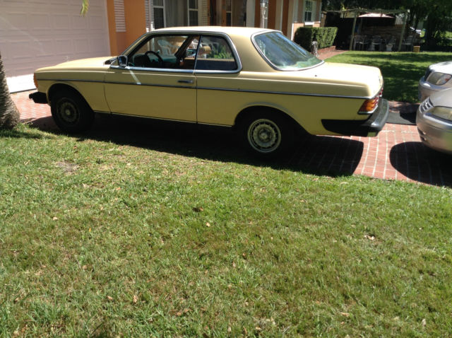 1985 Mercedes-Benz 300-Series - photo 2