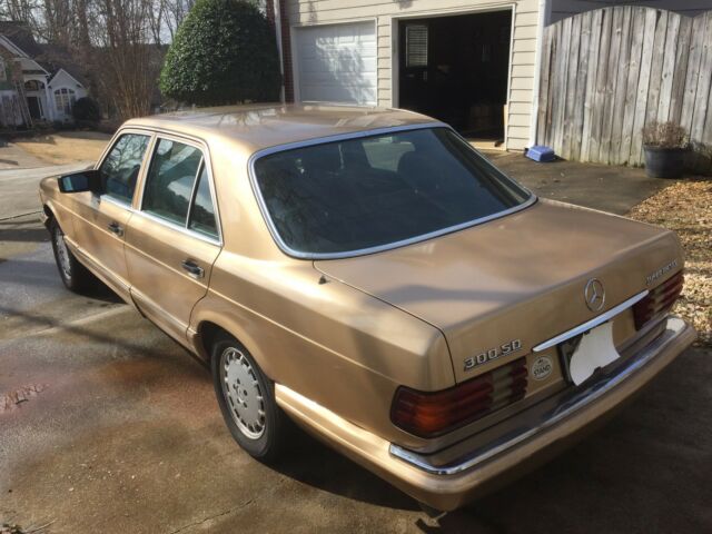 1985 Mercedes-Benz 300-Series - photo 10