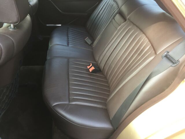 1985 Mercedes-Benz 300-Series - photo 6