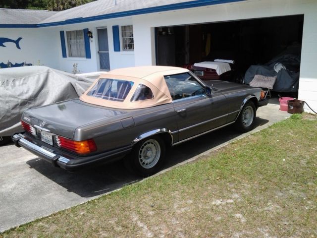 1985 Mercedes-Benz 300-Series 380SL - photo 3