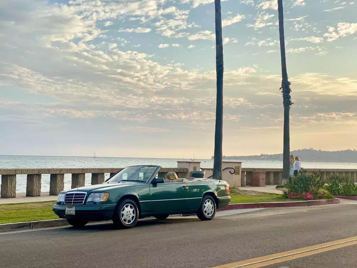 Mercedes-Benz, 1994 E320 Cabriolet, Malachite Green Metallic over Beige Leather 1994 Mercedes-Benz E-Class 320