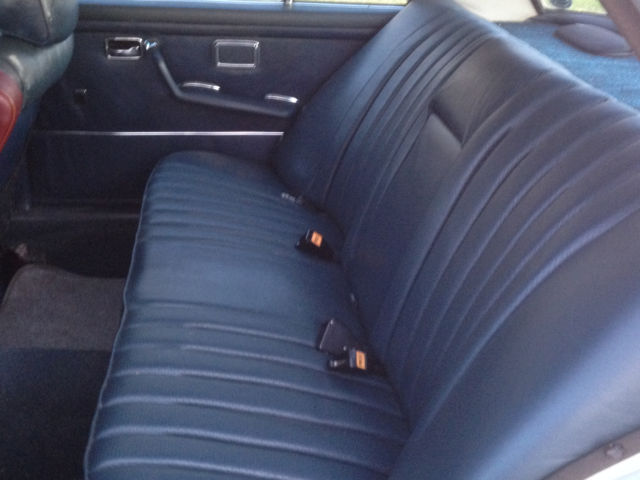 1972 Mercedes-Benz 200-Series - photo 3