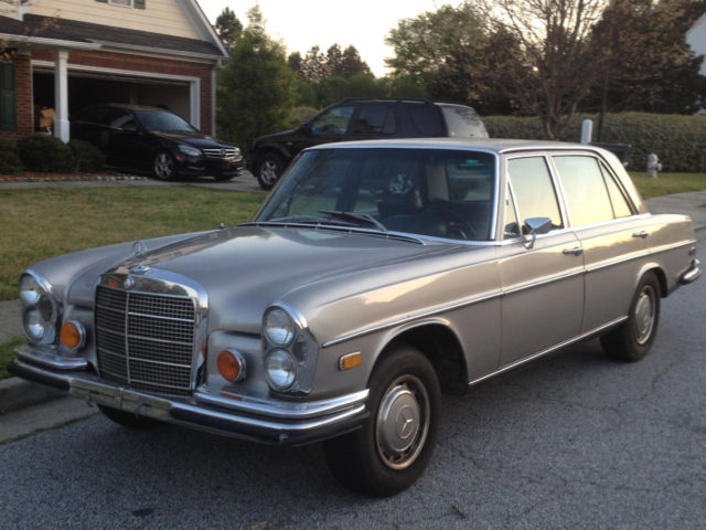 1972 Mercedes-Benz 200-Series - photo 4