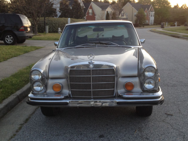 1972 Mercedes-Benz 200-Series - photo 9