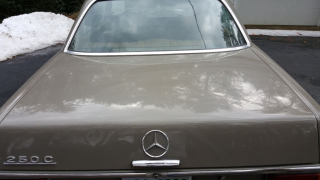 1972 Mercedes-Benz 200-Series 250c coupe - photo 3